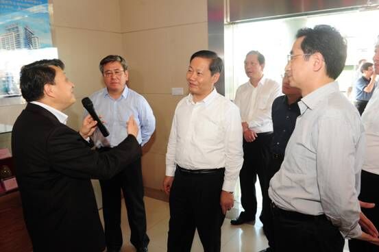 廣西壯族自治區(qū)黨委書(shū)記彭清華考察調(diào)研廣西銀億公司