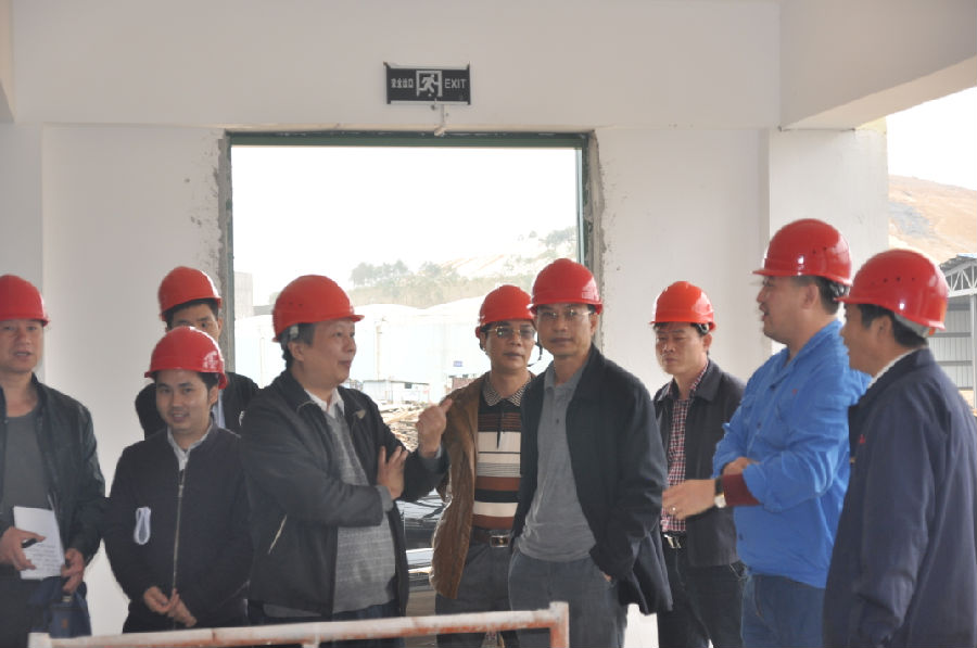 3月11號玉林市工信委副主任黎慶一行到我司調研